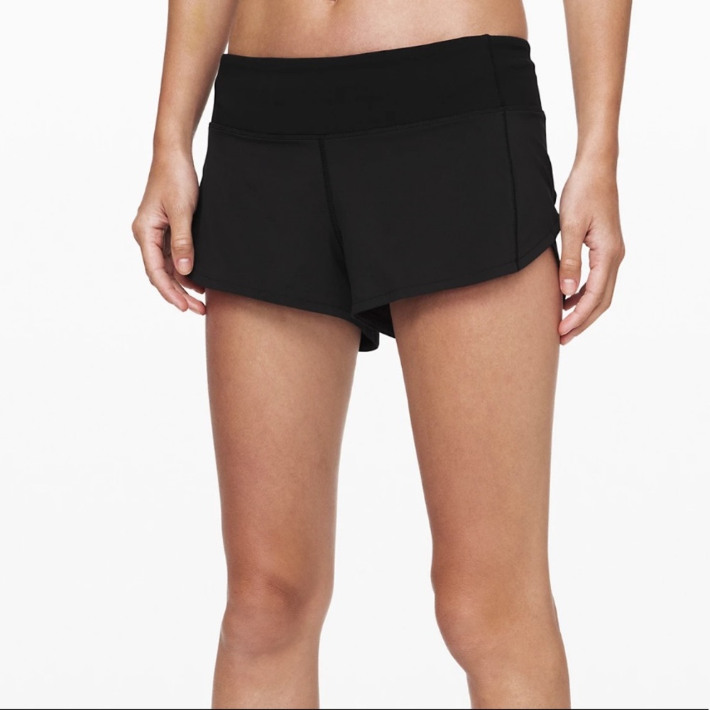 Lulu Lemon Running Shorts 2.5”